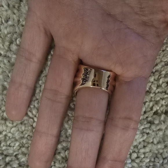 21kgp Dubai Jewelry Elegant Rose Gold and Silver Tone Ring Set - Picture 6 of 11